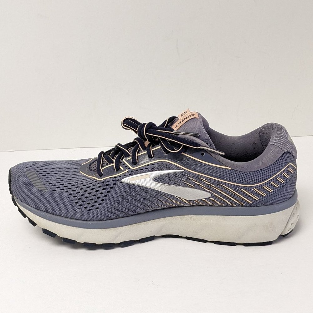 ghost 12 running shoes